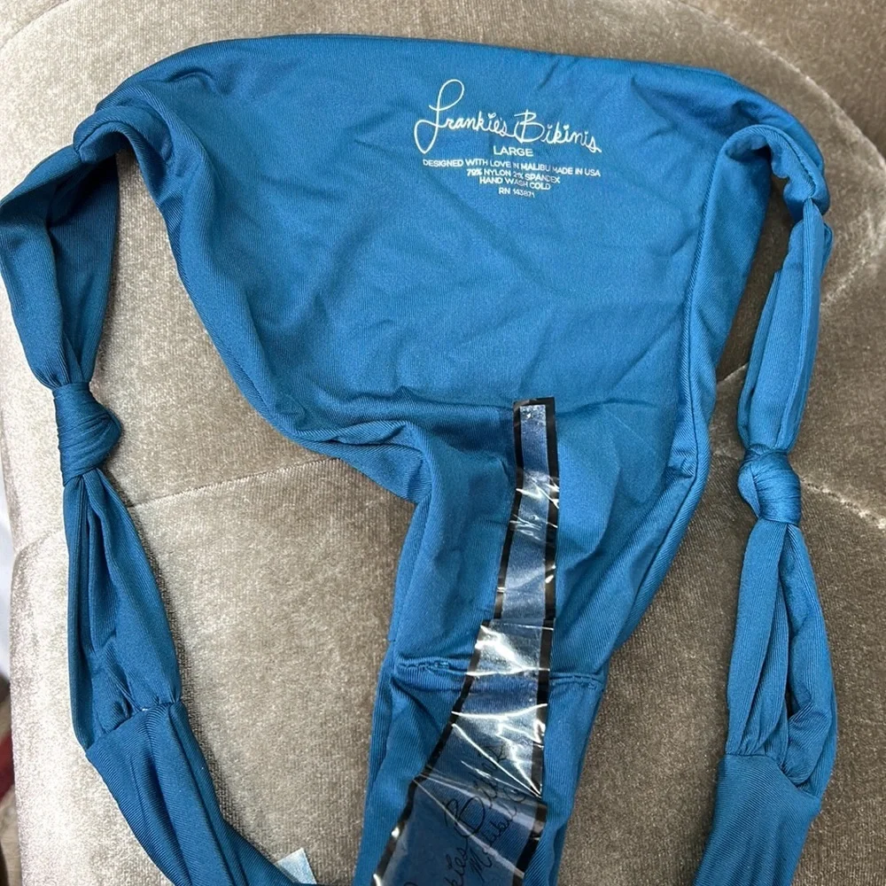 Frankie’s Bikinis floral bikini set NWT